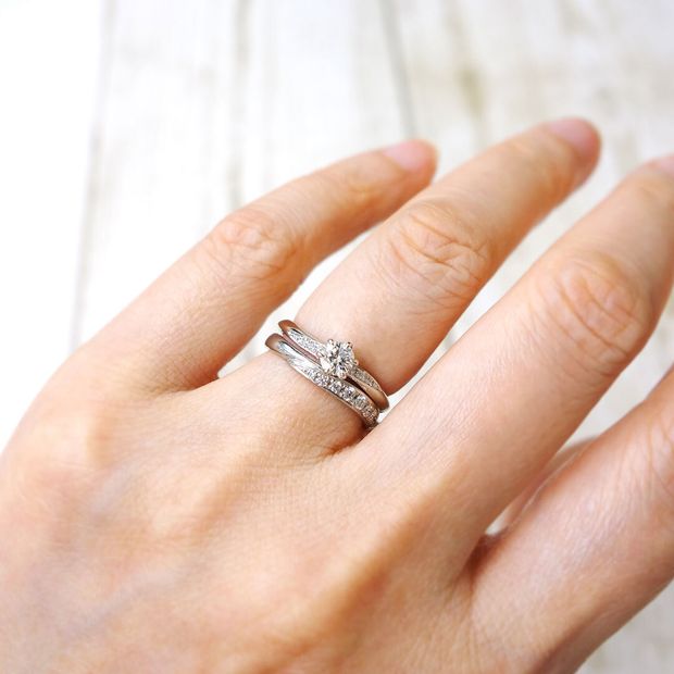 【宝寿堂(ほうじゅどう)】【宝寿堂】柔らかな曲線に沿ったダイヤが華やか《HM564s/HD564s》