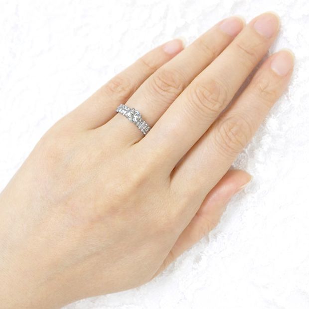 【宝寿堂(ほうじゅどう)】【宝寿堂】二重に並ぶメレが圧巻の豪華さ《HD2428》