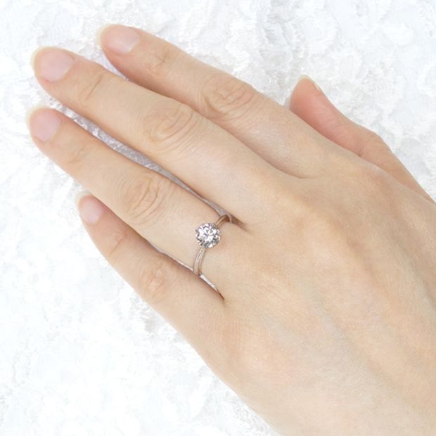 【宝寿堂(ほうじゅどう)】【宝寿堂】大粒1ct！シンプルだからこそ目を惹く大きなダイヤ《HE1649》