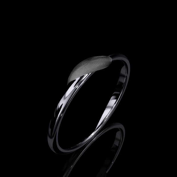 【DIYARTH(ディヤース)】「SPIRALE」美しいメレダイヤのパヴェツイスト