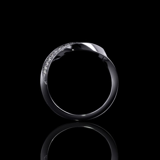 【DIYARTH(ディヤース)】「GALACTIQUE」《GRUNBERGER JEWELS》特別なオーラを放つ輝き