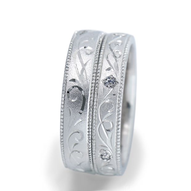 【MIORING(ミオリング)】ドラマ「19番目のカルテ」着用モデル MIORING 草織-さおり-