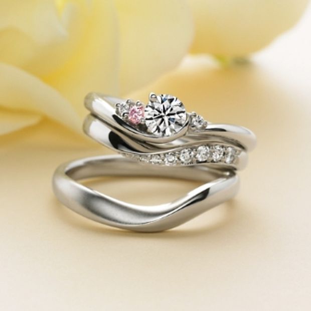 【garden(ガーデン)】シェリール【Cherir：愛おしい】0.3ct　ピンクダイヤアレンジ