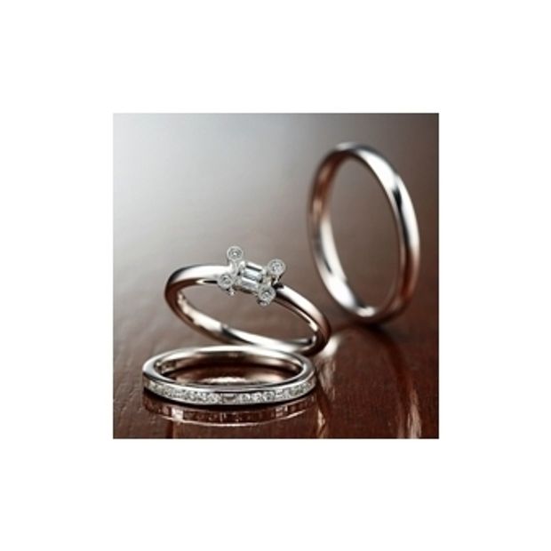 【garden(ガーデン)】siena　四角いダイア&times;丸いダイアをセッティングしたエタニティタイプの結婚指輪