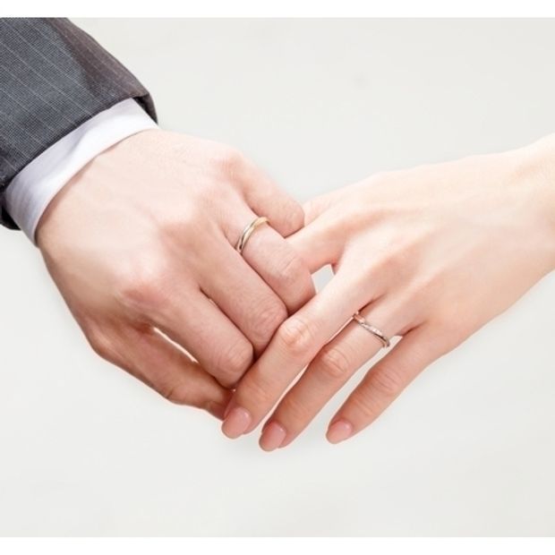 【hirai art gallery(ヒライアートギャラリー)】【ケイウノ/カローレ】2色の金属を使用したマリッジリング