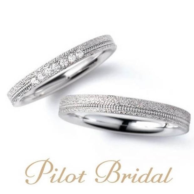 【hirai art gallery(ヒライアートギャラリー)】高純度プラチナ999を使用し天使の羽をイメージ【パイロットブライダル】