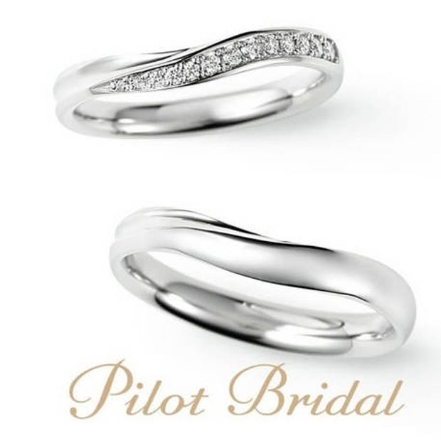 【hirai art gallery(ヒライアートギャラリー)】高純度プラチナ999を使用した美しいライン【パイロットブライダル】