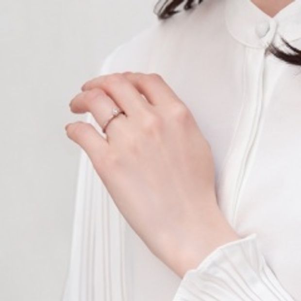 【hirai art gallery(ヒライアートギャラリー)】ゴールドのラインはふたりの未来を永遠に照らす光 【ケイウノ ルミナーレ】