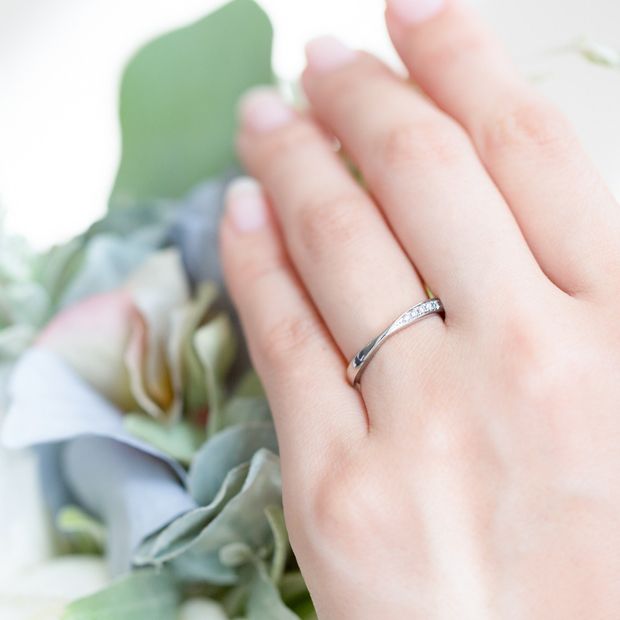 【JEWELRY STUDIO Advance(ジュエリースタジオアドバンス)】【Advance】Chouette(シュエット)『華奢なデザインで大人花嫁に』