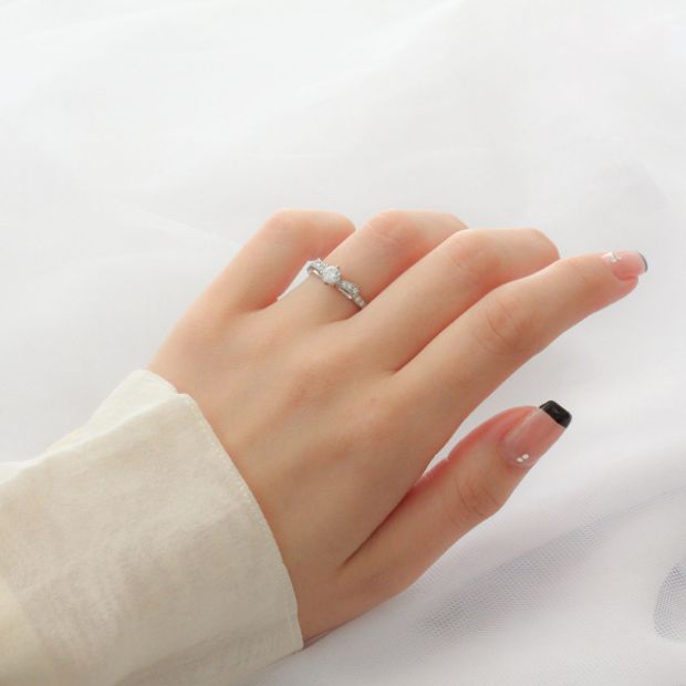 【JEWELRY STUDIO Advance(ジュエリースタジオアドバンス)】【Advance】Ribon（リボン）『キュートな花嫁の憧れリング』