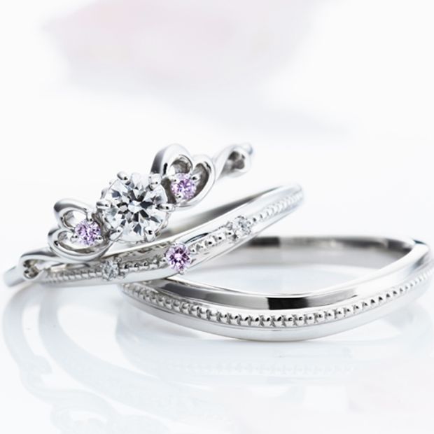 【LOVEST(ラヴェスト)】ラ・トリニーテ [LA TRINITE]