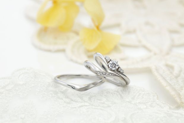 【LOVEST(ラヴェスト)】REVERIE　[レヴリー]