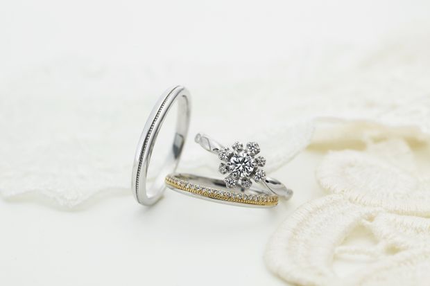 【LOVEST(ラヴェスト)】FETE　[フェット]