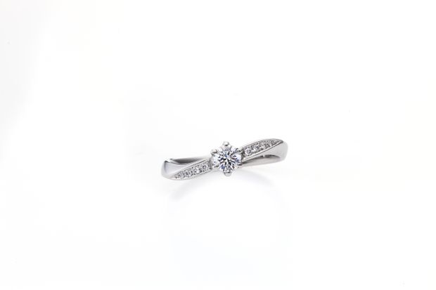 【LOVEST(ラヴェスト)】百年の約束