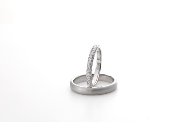 【LOVEST(ラヴェスト)】輝きの夢路