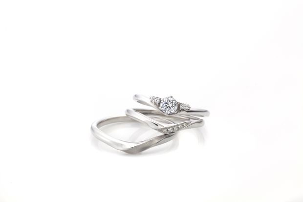 【LOVEST(ラヴェスト)】REVERIE　[レヴリー]