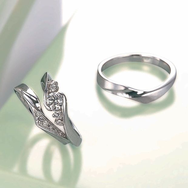 【LOVEST(ラヴェスト)】クレマチス (クレマテイト)