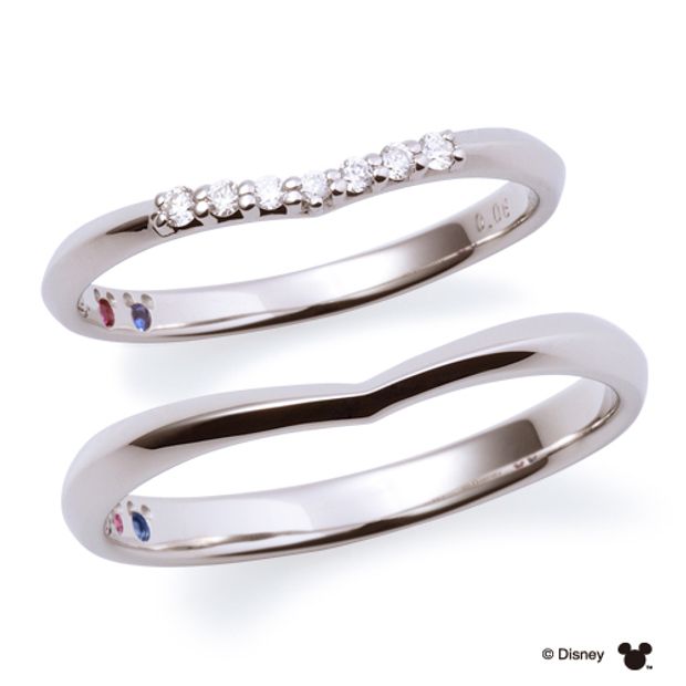 【LOVEST(ラヴェスト)】V字・中央ダイヤ