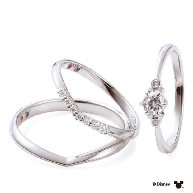 【LOVEST(ラヴェスト)】V字・中央ダイヤ