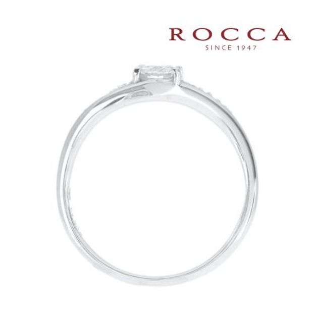 【ROCCA(ロッカ)】【ROCCA】サイドにあしらわれたハートのダイヤモンドが可愛いエンゲージリング OEM2