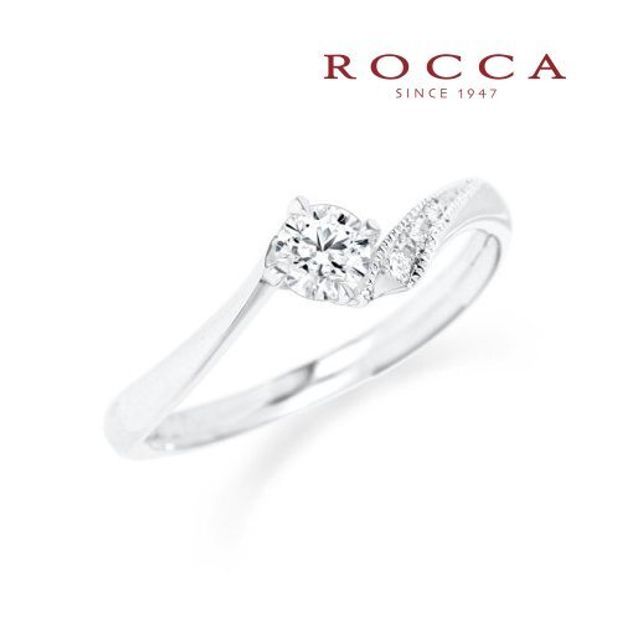 【ROCCA(ロッカ)】【ROCCA】さりげないミル打ちが可愛い！V字のシンプルエンゲージリング SR-78