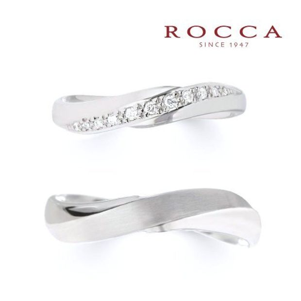 【ROCCA(ロッカ)】【ROCCA】斜めのダイヤモンドのラインが綺麗！シンプルで仕事中も着けやすいマリッジリング DI-5D/5L