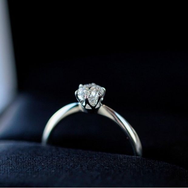 【I's stone(アイズストーン)】アイズストーン　プロポーズリング　「後から彼女がデザインを選べる！」