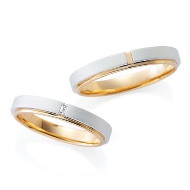 【BROOCH(ブローチ)】【セレモニー】お洒落なマットとグロスのコンビネーションリング