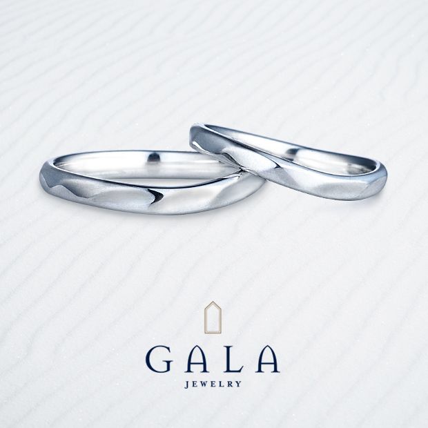 【GALA JEWELRY(ガラジュエリー)】【GALA】なめらかなウェーブラインにプラチナの光沢が強調されるデザイン☆