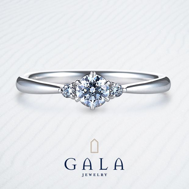 【GALA JEWELRY(ガラジュエリー)】【GALA】2つのメレダイヤと細身のアームがフェミニンなエンゲージリング＊
