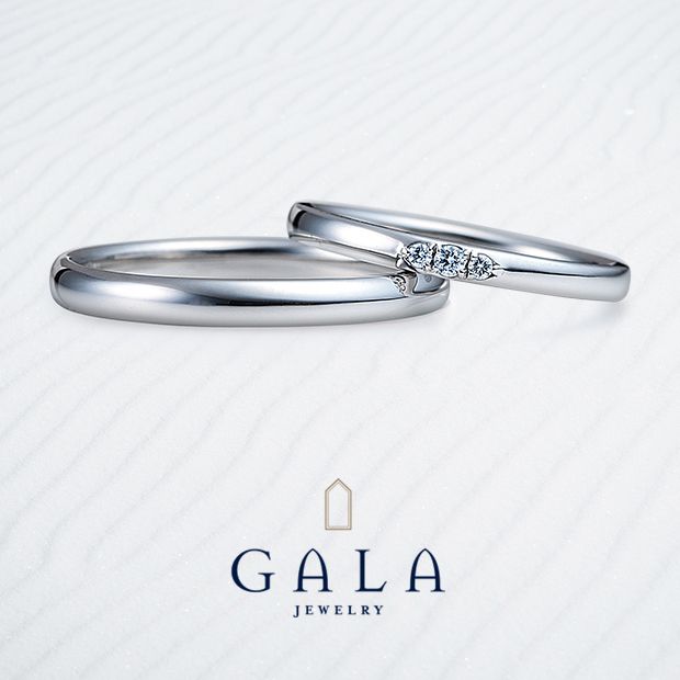 【GALA JEWELRY(ガラジュエリー)】【GALA】細身リングにシンメトリーのメレがかわいい！！人気のストレートタイプ♪