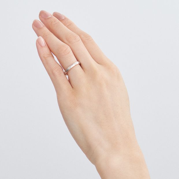 【ith(イズ)】【結婚指輪らしさもクラフト感も】コローレ / Colore