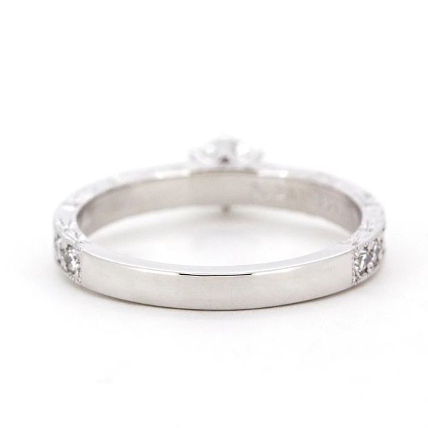 【GRACIS(グラシス)】【AbHeri 】856ARO2 “ADAMANT” Graded diamond ring