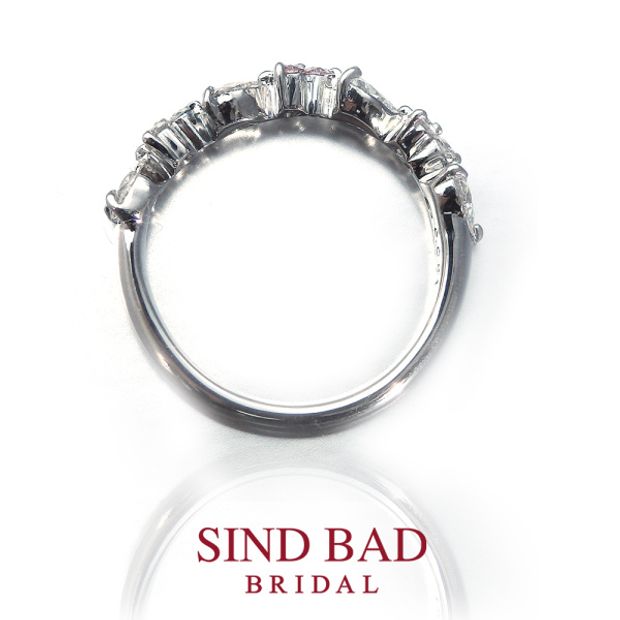 【SIND BAD(シンドバット)】ハートシェイプダイヤ・ピンクダイヤモンド ハーフエタニティ 婚約指輪 記念の指輪としても！