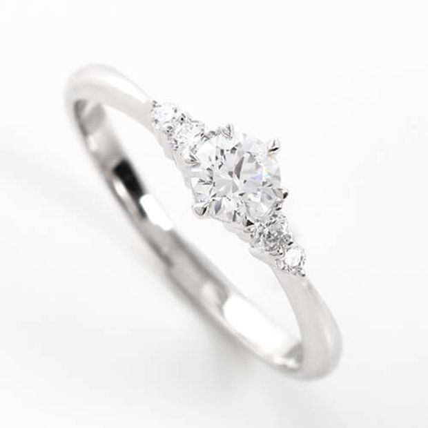 【VENUS TEARS(ヴィーナスティアーズ)】0.3ctダイヤ込み価格｜【P424-03】