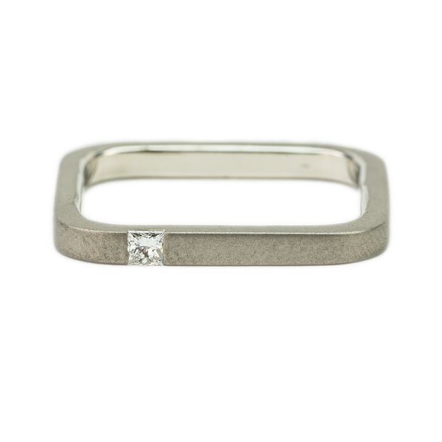 【VENUS TEARS(ヴィーナスティアーズ)】SIKAKU-4AL 4AM