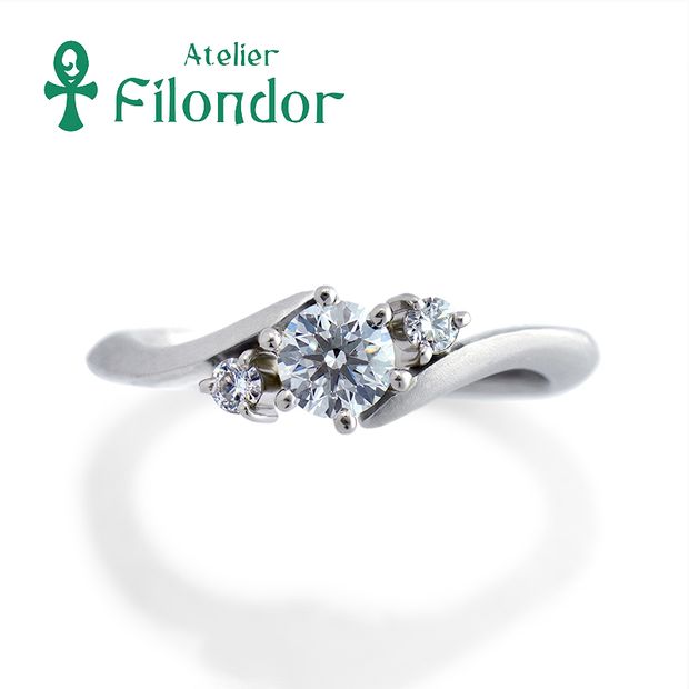 【アトリエフィロンドール】桜ゴールドの鍛造エンゲージリング MIORING花衣エンゲージ