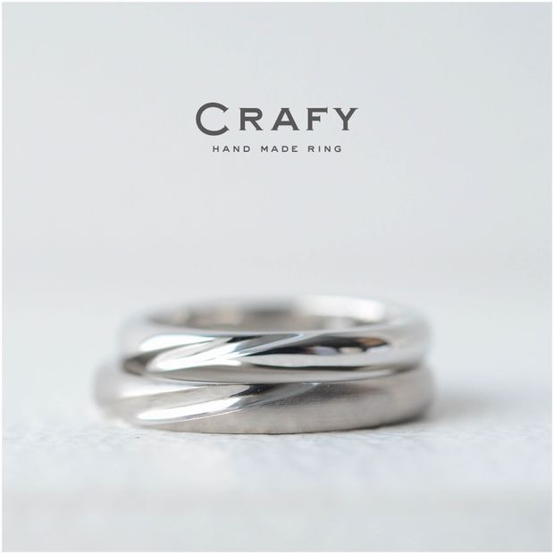 【CRAFY(クラフィ)】【ふたりで手作り】王道プラチナのライン彫り結婚指輪