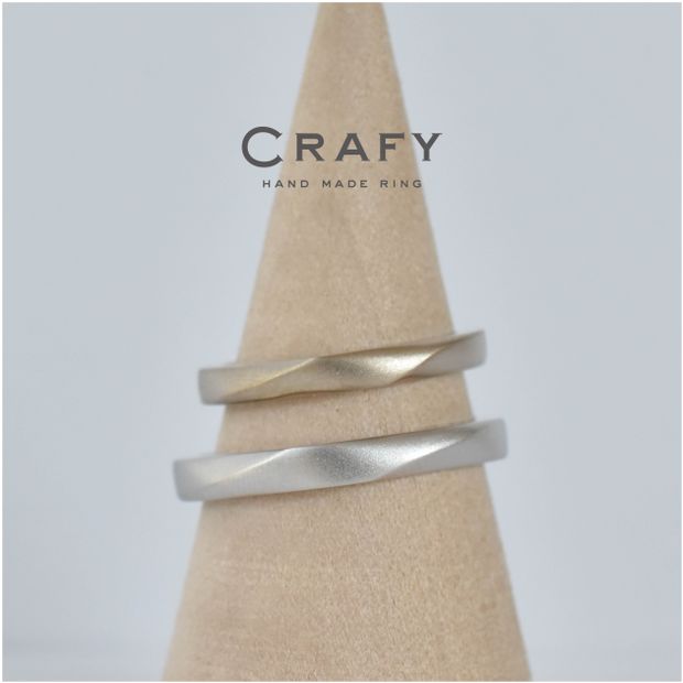 【CRAFY(クラフィ)】【ふたりで手作り】ホワイト&times;プラチナ ナチュラルラインの手作り結婚指輪