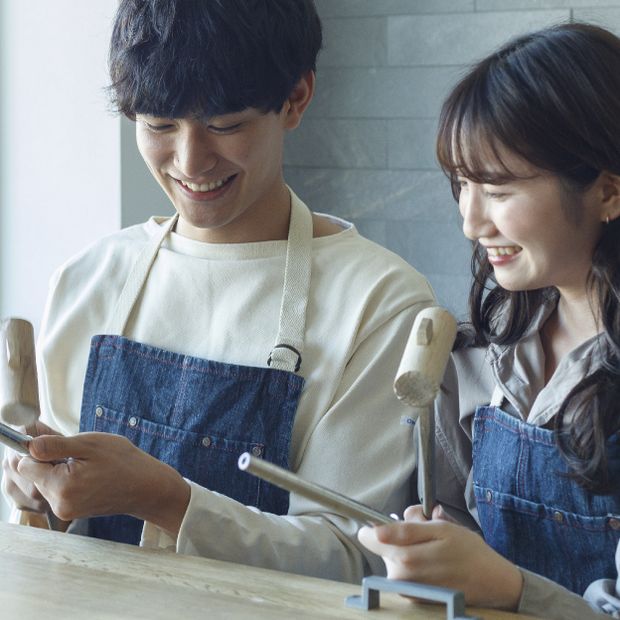 【CRAFY(クラフィ)】【ふたりで手作り】王道プラチナのライン彫り結婚指輪