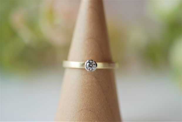 【Smith(工房スミス)】【隠れ家工房でつくる】2色のコントラストとマットな質感でカジュアルテイストのエンゲージリング