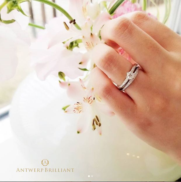 【BRIDGE ANTWERP BRILLIANT GALLERY(ブリッジ・アントワープ・ブリリアント・ギャラリー)】ウェーブラインがオシャレでかわいい婚約指輪　&rdquo;galaxy&rdquo; ギャラクシー&rdquo;galaxy&rdquo; ギャラクシー