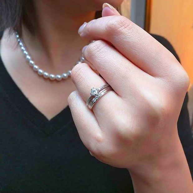 【BRIDGE ANTWERP BRILLIANT GALLERY(ブリッジ・アントワープ・ブリリアント・ギャラリー)】Happy Road 幸せの一本道