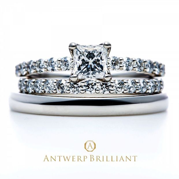 【BRIDGE ANTWERP BRILLIANT GALLERY(ブリッジ・アントワープ・ブリリアント・ギャラリー)】華やかでオシャレなプリンセスカットダイヤモンドをセッティングしたかわいい婚約指輪　&rdquo;D line Star&rdquo;D line Star&rdquo; Princess Cut Diamond Line Ring