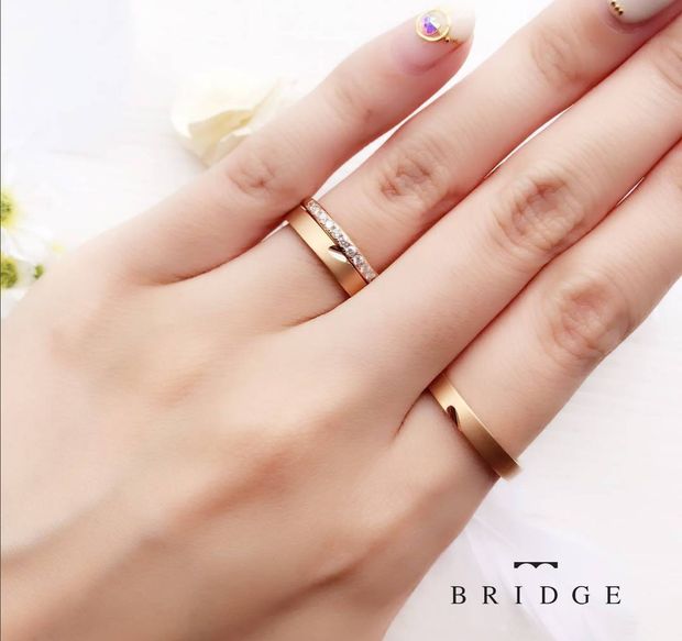 【BRIDGE ANTWERP BRILLIANT GALLERY(ブリッジ・アントワープ・ブリリアント・ギャラリー)】Synchronize 二人で一つ