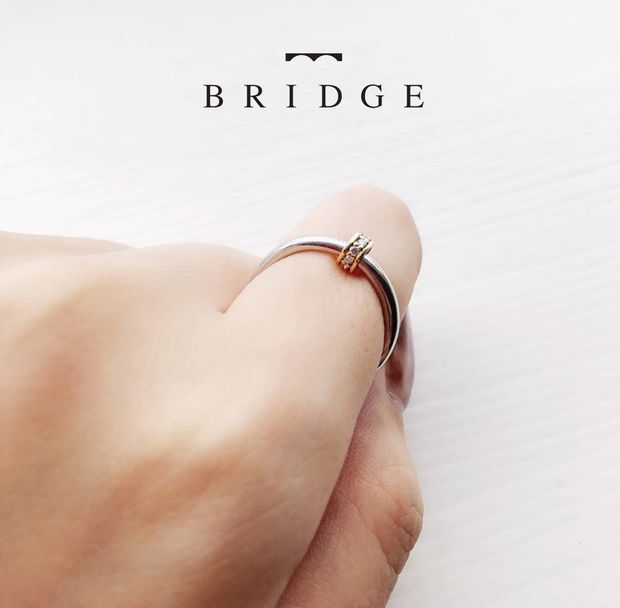 【BRIDGE ANTWERP BRILLIANT GALLERY(ブリッジ・アントワープ・ブリリアント・ギャラリー)】Rainbow Tower 上を向いて歩こう～虹の塔～人生上がったり下がったり