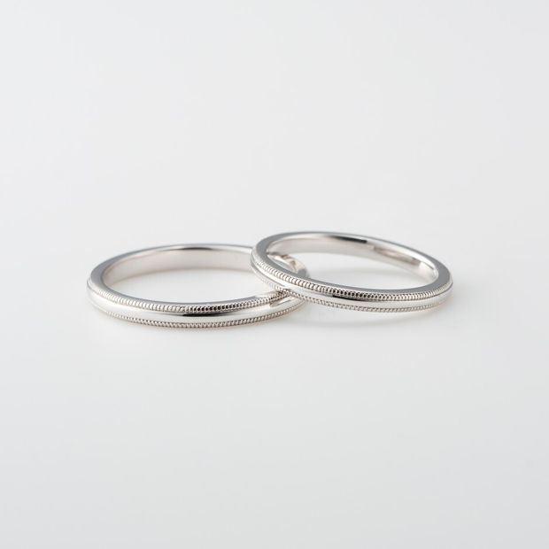 【鶴(mikoto)】【19TE-024】ミルグレイン（ミル打ち）を施したプラチナの結婚指輪