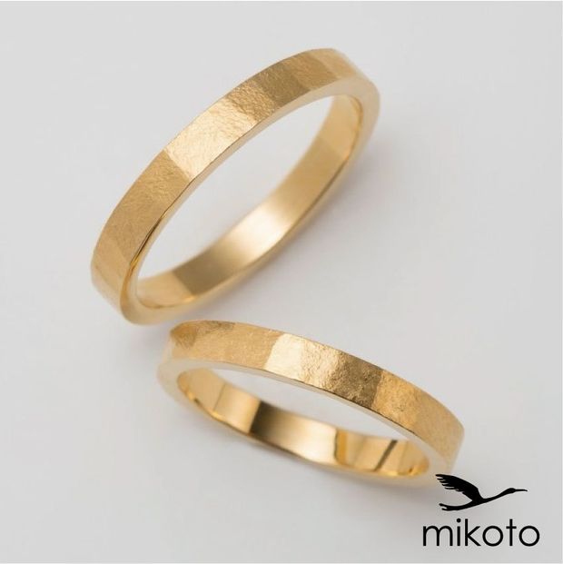 【鶴(mikoto)】【18TE-011】クラシックでおしゃれなゴールドの結婚指輪