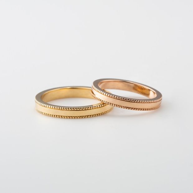 【鶴(mikoto)】【18TE-004】ミルグレインをあしらった平打ちストレートのカジュアルな結婚指輪