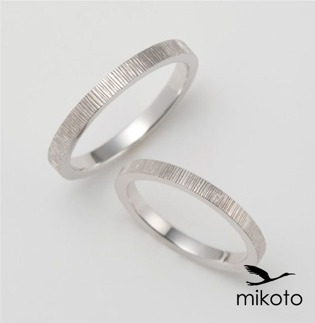 【鶴(mikoto)】【18TE-001】タガネ彫りを施した職人の手仕事が魅せる国産の結婚指輪